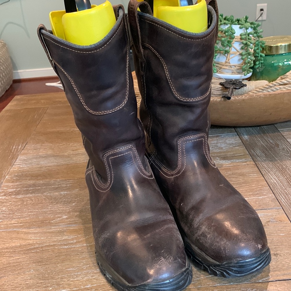 Irish Setter red wing work boots Brown leather pull on ultra dry waterproof 10.5